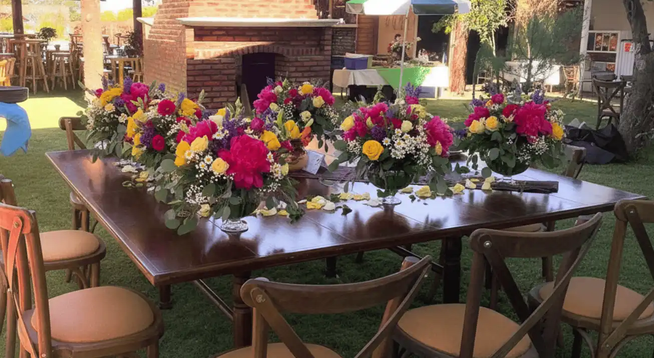 Renta de mesas cuadradas