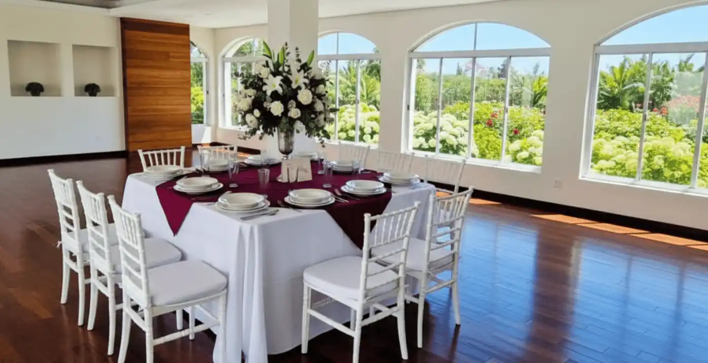 Renta de sillas tiffany